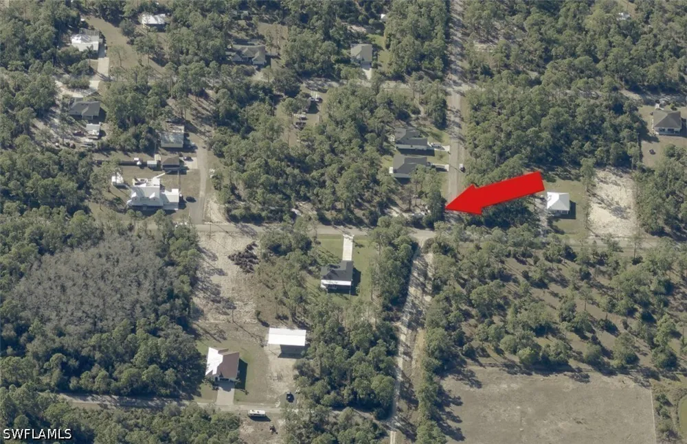E 22nd Street Alva, FL 33920