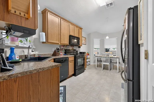 6238 PARSLEY HL Leon Valley, TX 78238