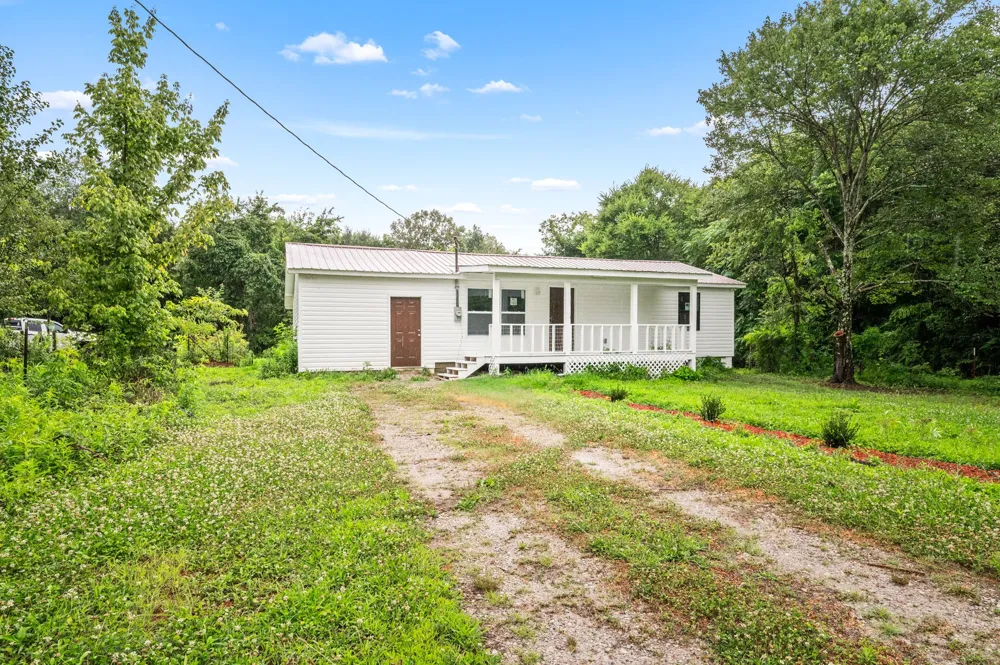 243 N G St Hillsboro, TN 37342