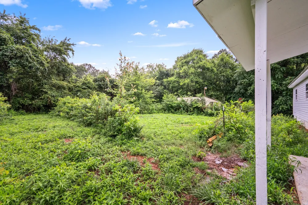 243 N G St Hillsboro, TN 37342