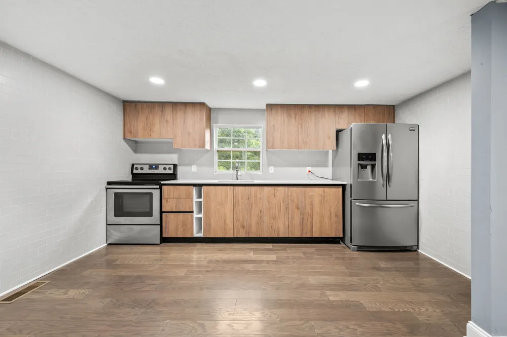 243 N G St Hillsboro, TN 37342