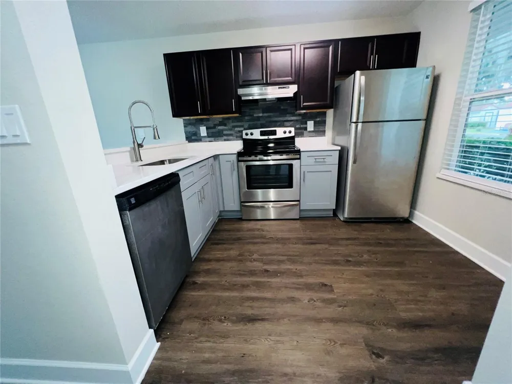 2556 WOODGATE BOULEVARD #103 Orlando, FL 32822