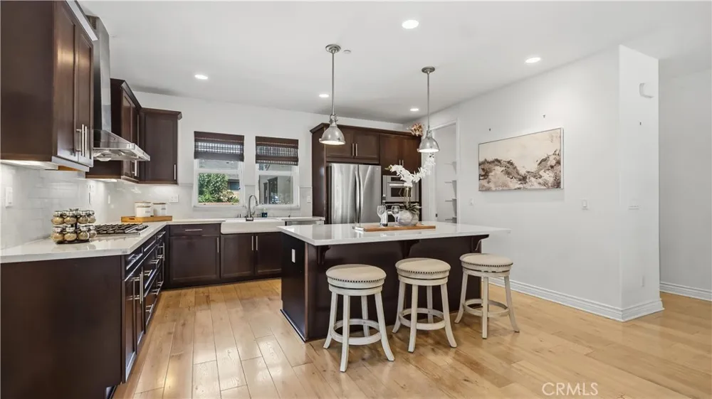 656 W Huntington #O-1 Arcadia, CA 91007