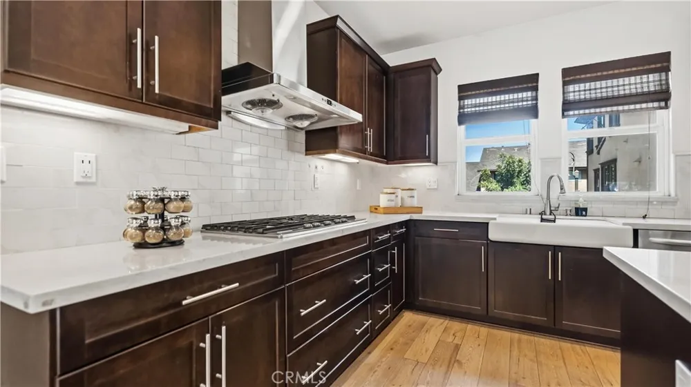 656 W Huntington #O-1 Arcadia, CA 91007