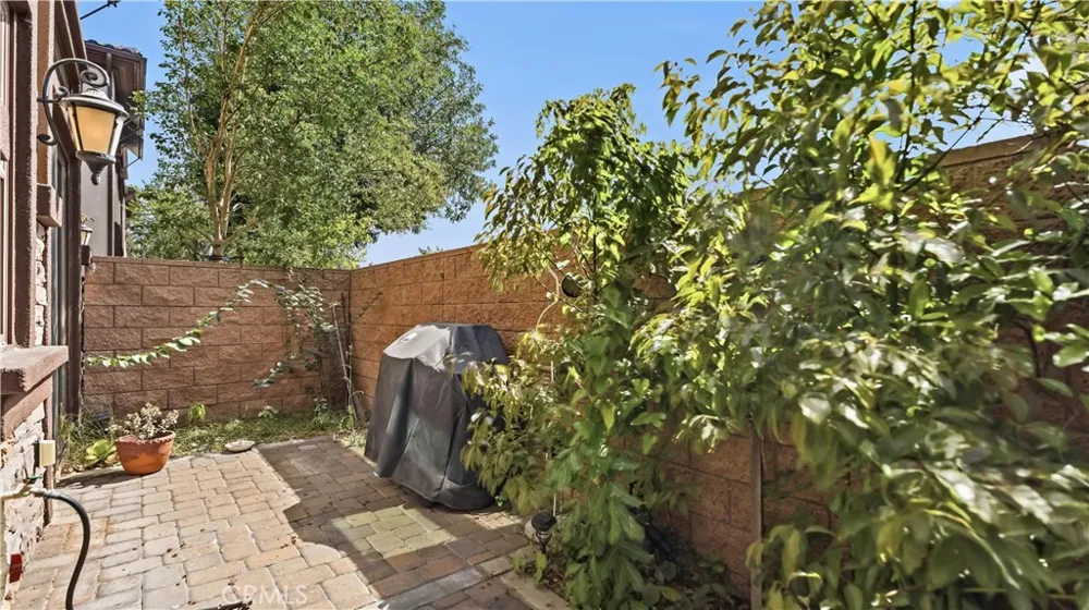 656 W Huntington #O-1 Arcadia, CA 91007