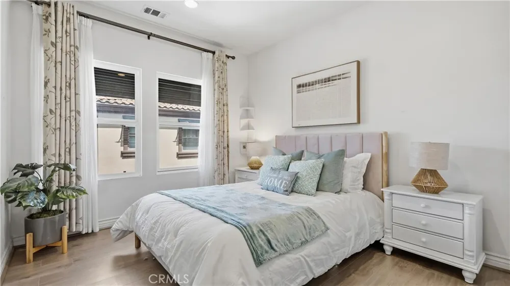 656 W Huntington #O-1 Arcadia, CA 91007
