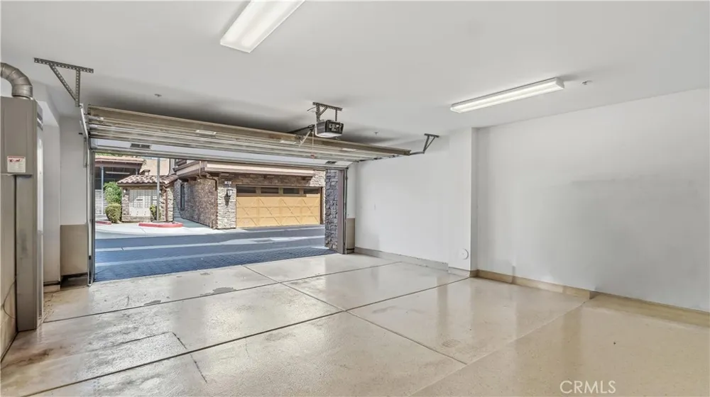 656 W Huntington #O-1 Arcadia, CA 91007