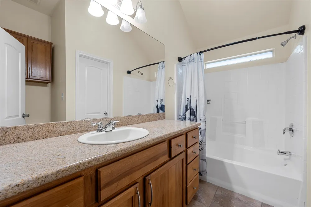 2513 S 2nd Street Waco, TX 76706
