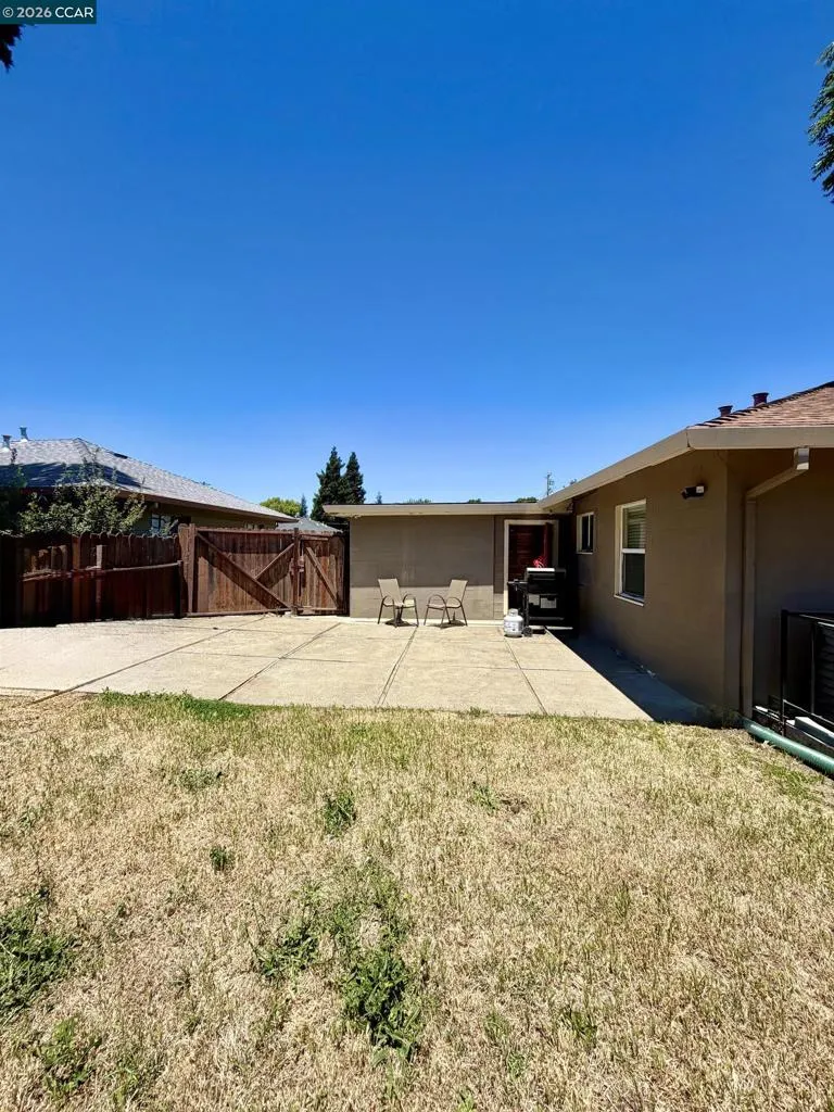 1521 Empire Fairfield, CA 94533