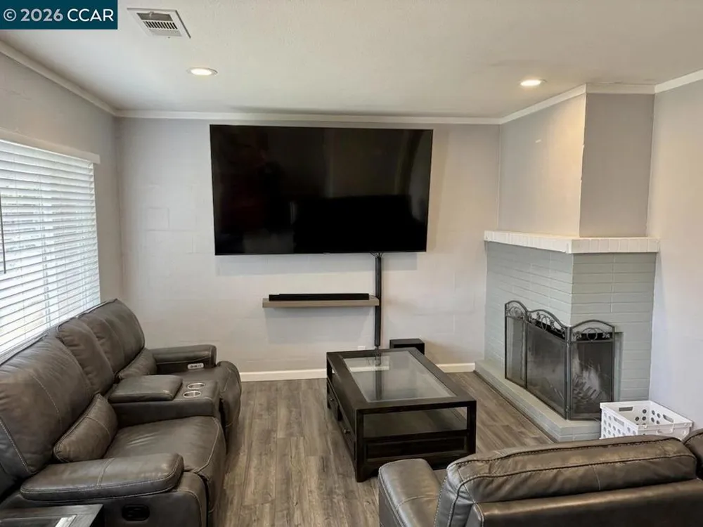 1521 Empire Fairfield, CA 94533