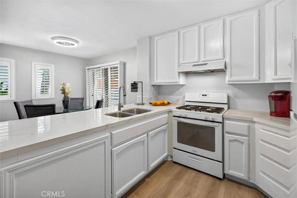 12972 Sycamore Village Norwalk, CA 90650