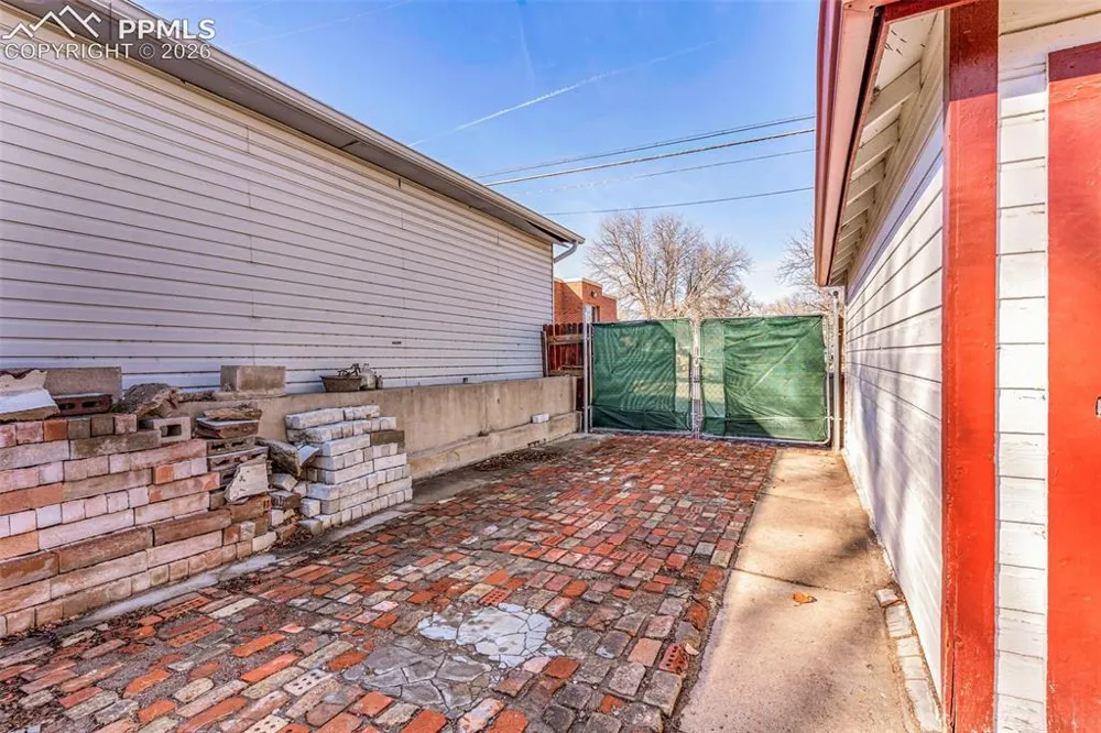 511 Broadway Avenue Pueblo, CO 81004
