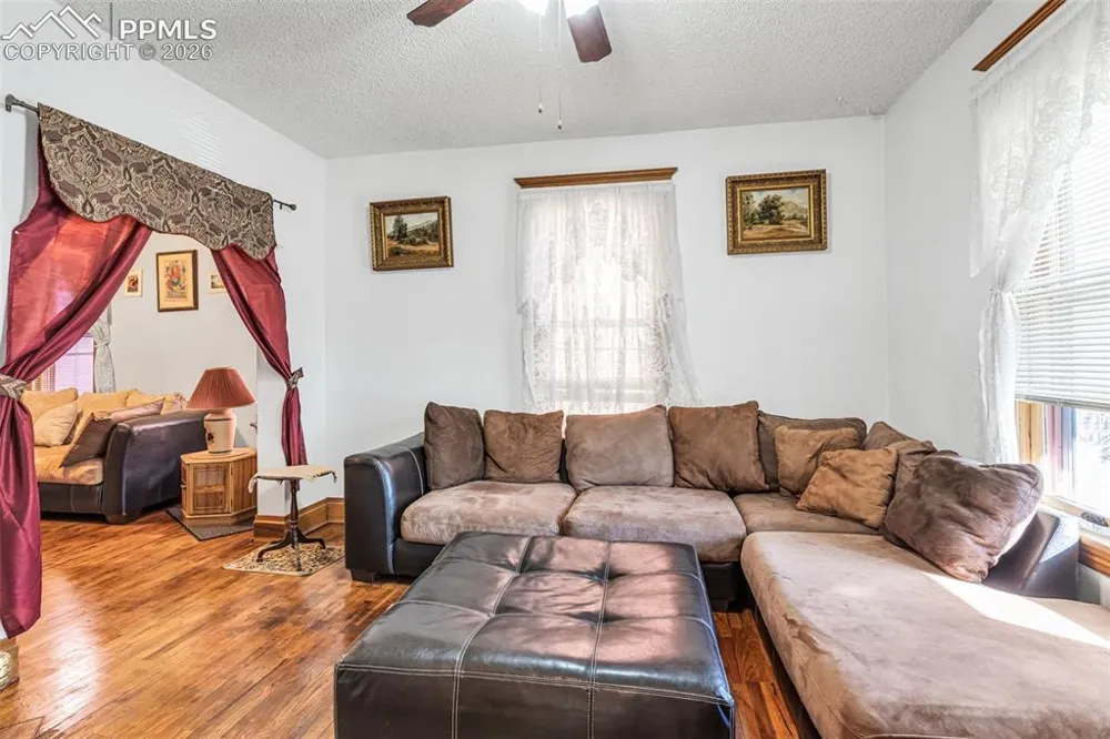 511 Broadway Avenue Pueblo, CO 81004
