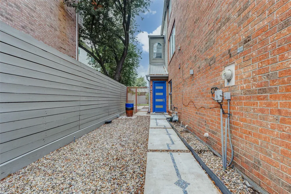 1222 Marconi Street Houston, TX 77019
