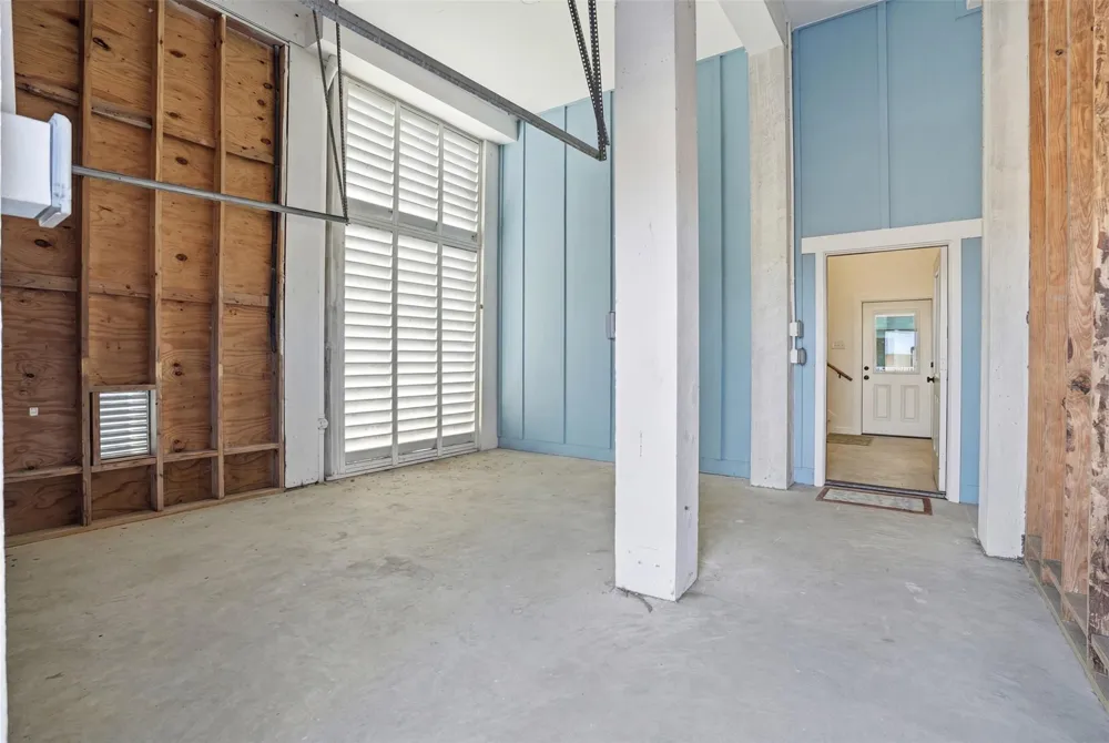 18 Blue Heron Circle Jamaica Beach, TX 77554