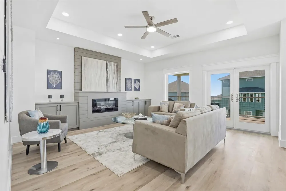 18 Blue Heron Circle Jamaica Beach, TX 77554