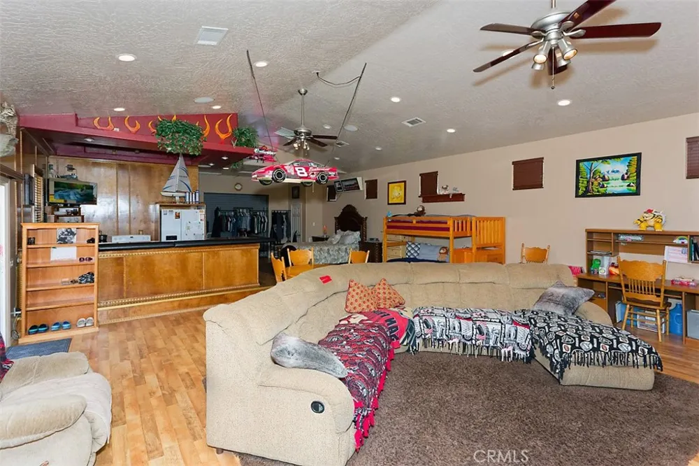 12776 Skyline Ranch Apple Valley, CA 92308
