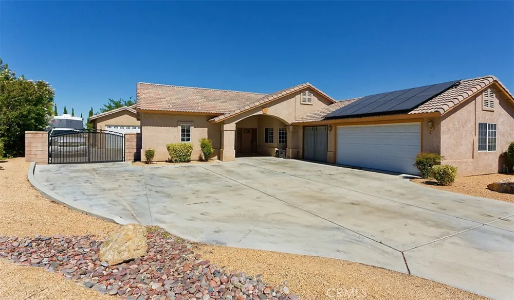 12776 Skyline Ranch Apple Valley, CA 92308