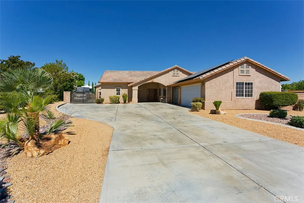 12776 Skyline Ranch Apple Valley, CA 92308