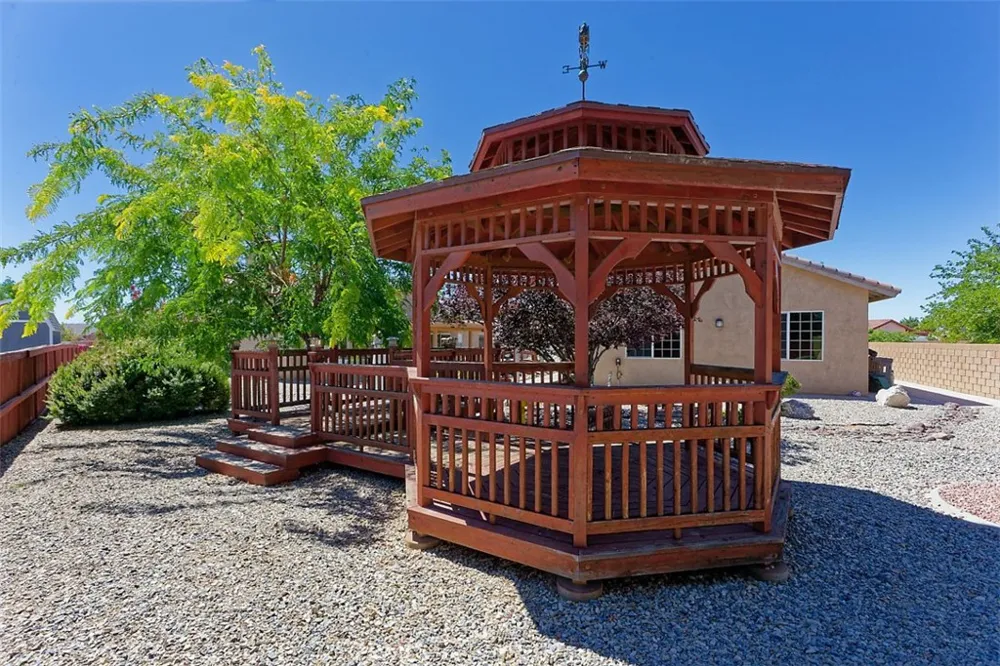 12776 Skyline Ranch Apple Valley, CA 92308
