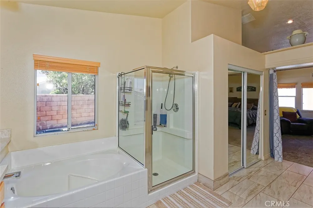 12776 Skyline Ranch Apple Valley, CA 92308