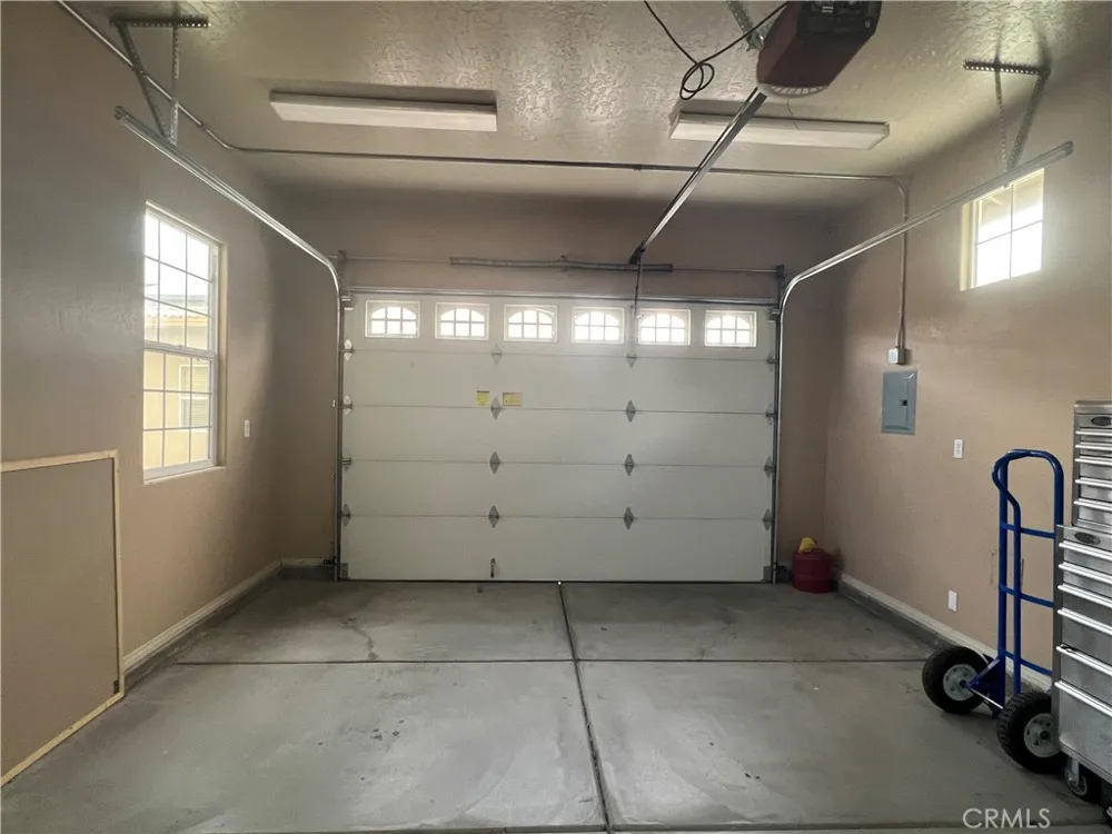 12776 Skyline Ranch Apple Valley, CA 92308