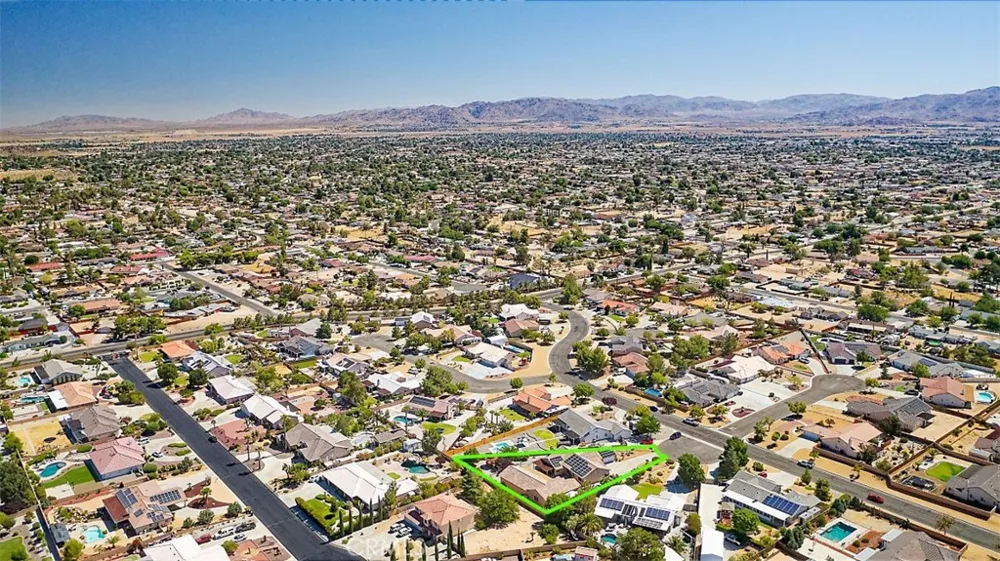12776 Skyline Ranch Apple Valley, CA 92308