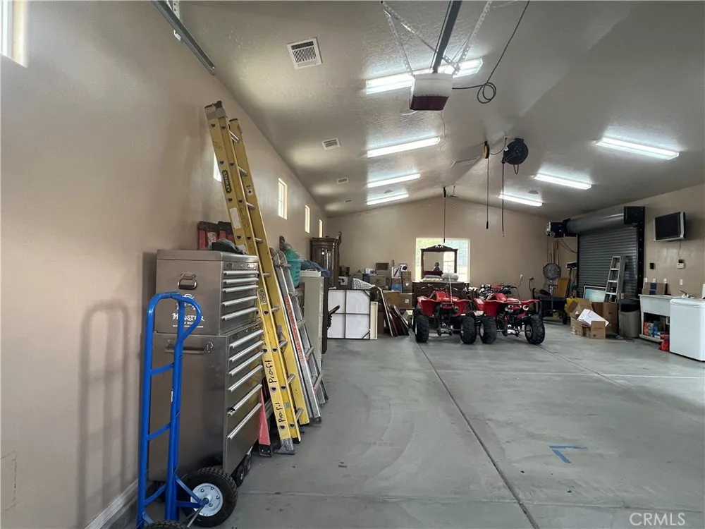 12776 Skyline Ranch Apple Valley, CA 92308