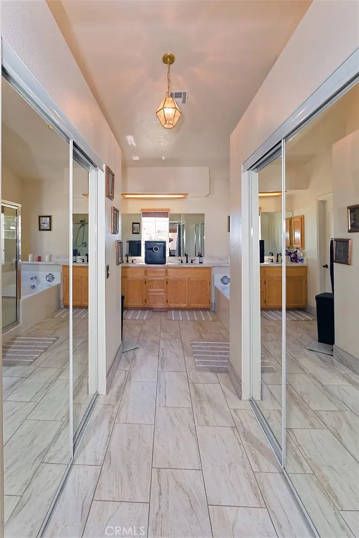 12776 Skyline Ranch Apple Valley, CA 92308