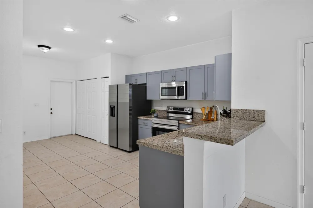 2391 Pasadena Way Weston, FL 33327