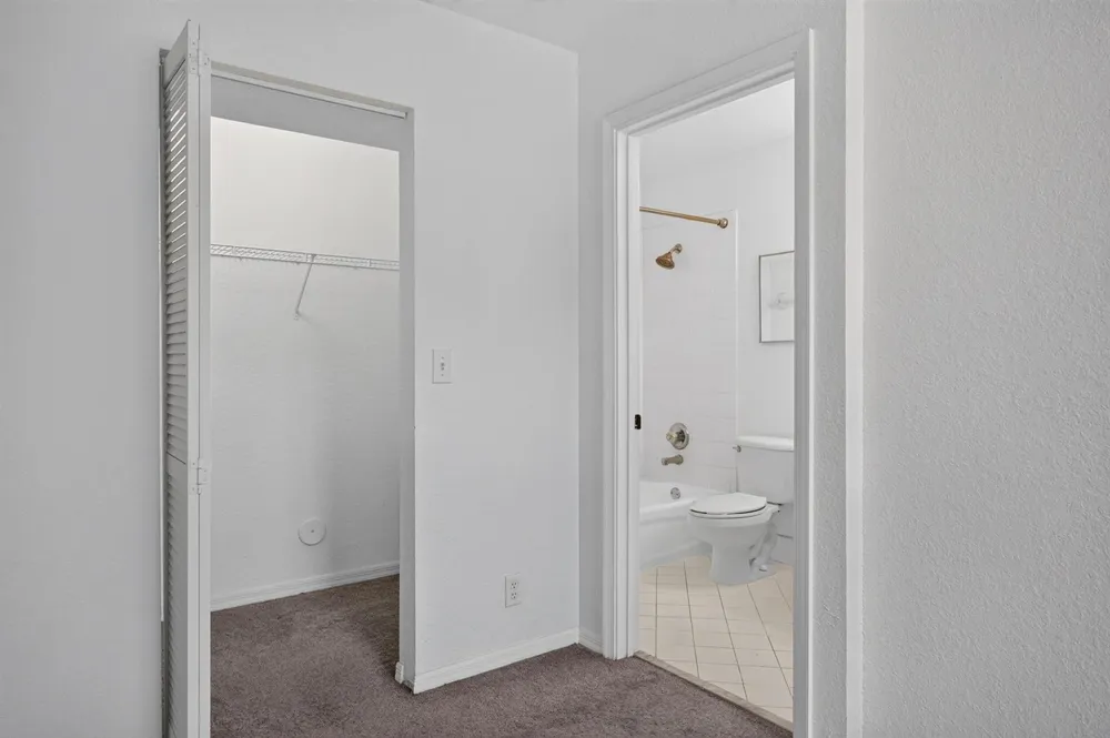 2391 Pasadena Way Weston, FL 33327