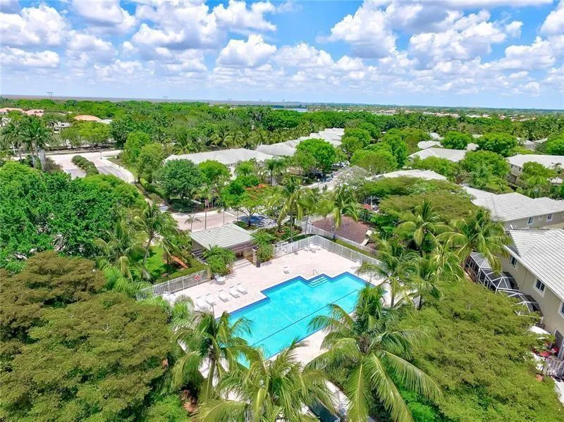 2391 Pasadena Way Weston, FL 33327