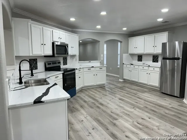 5620 POPPY SEED RUN Leon Valley, TX 78238