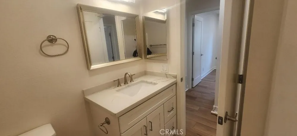 2511 W Sunflower Avenue #J7 Santa Ana, CA 92704