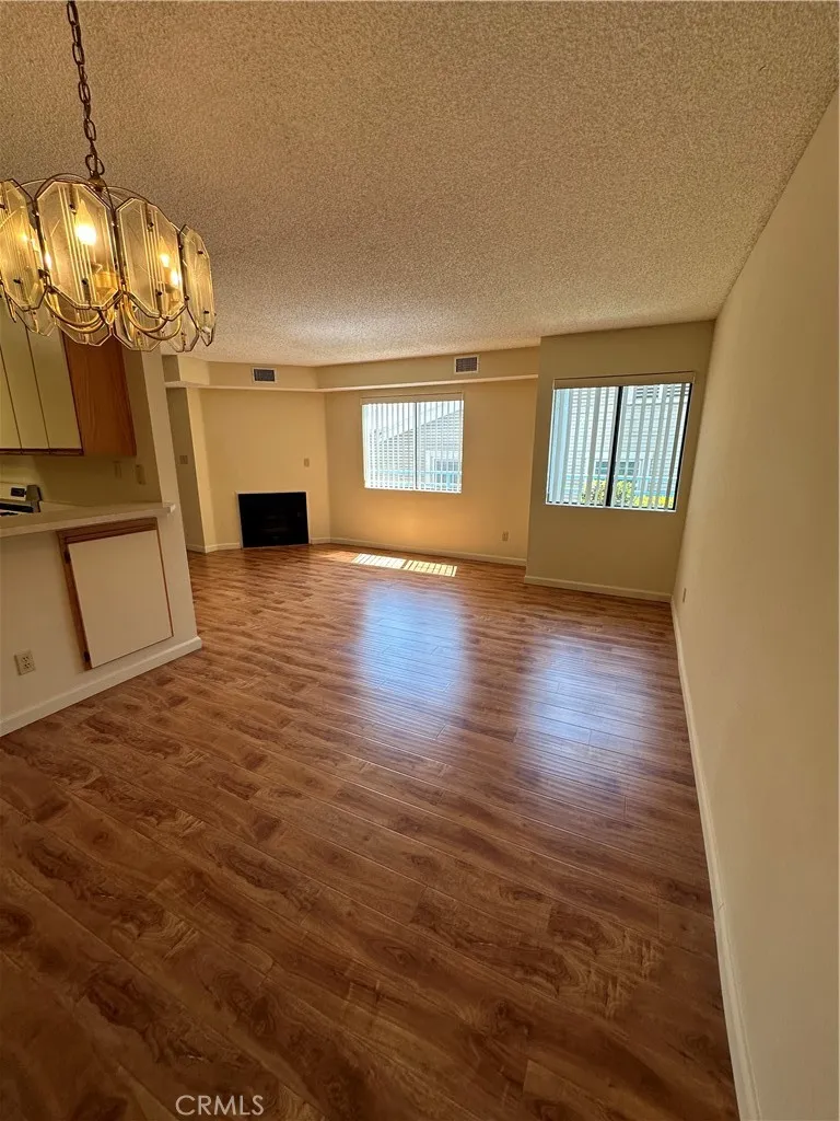 420 Milford Street Glendale, CA 91203