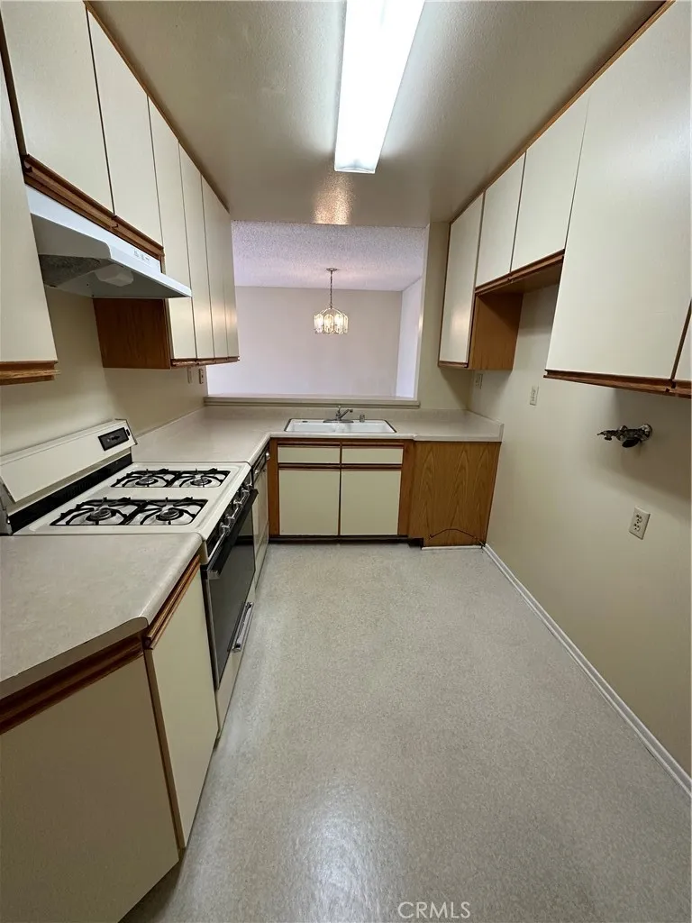 420 Milford Street Glendale, CA 91203