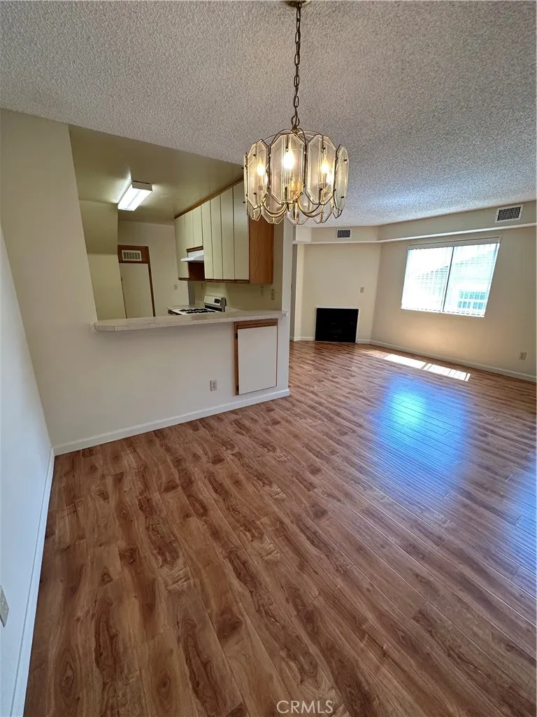 420 Milford Street Glendale, CA 91203