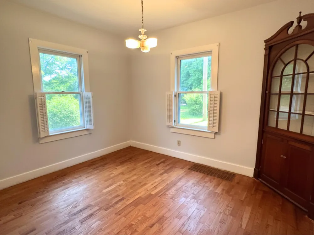 928 Phoenix Street South Haven, MI 49090