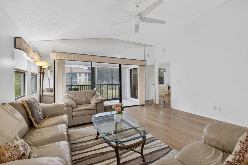 10039 53rd Way S #2303 Boynton Beach, FL 33437
