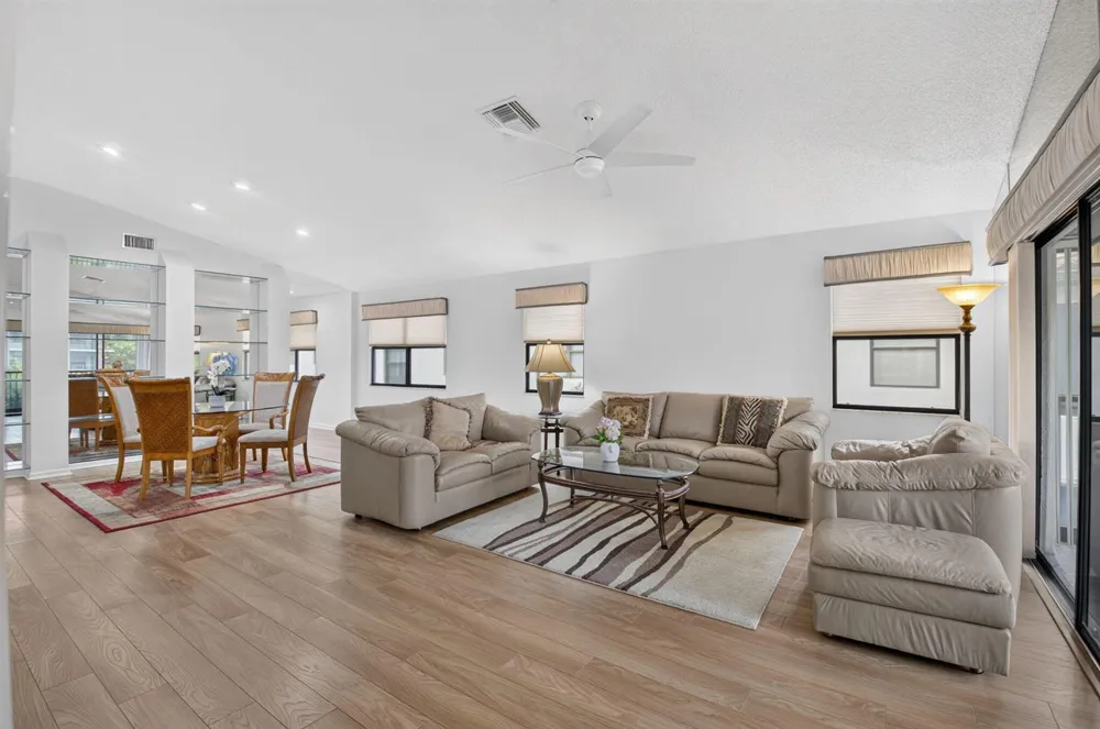 10039 53rd Way S #2303 Boynton Beach, FL 33437