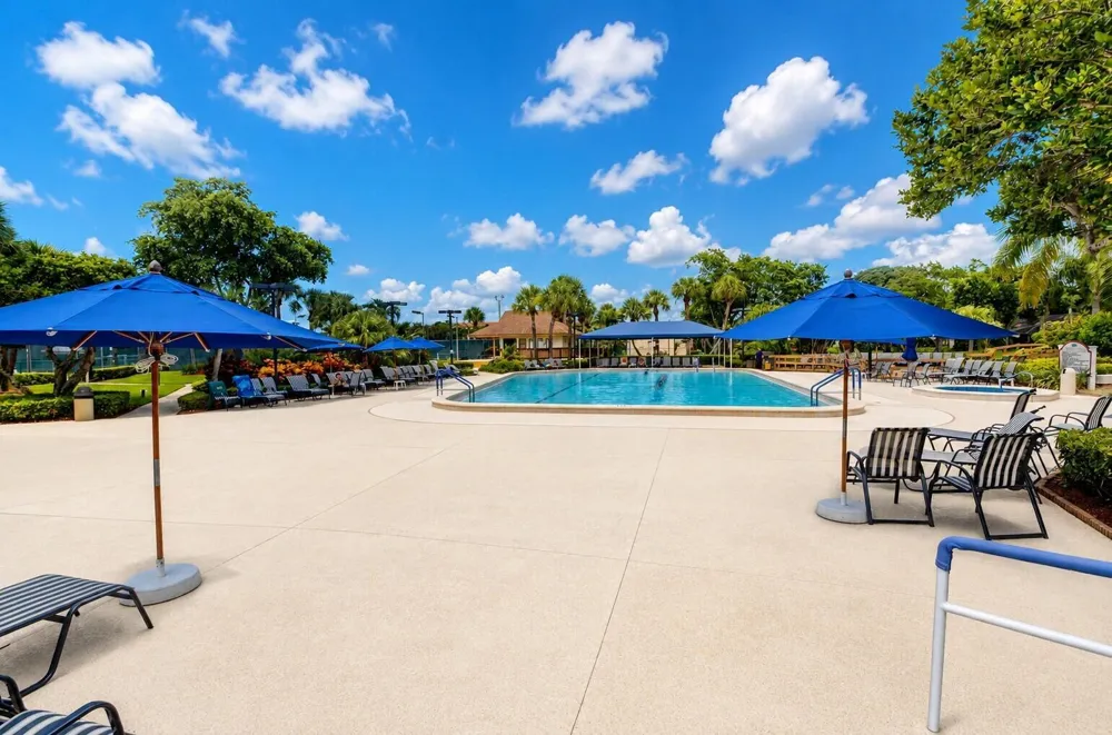 10039 53rd Way S #2303 Boynton Beach, FL 33437