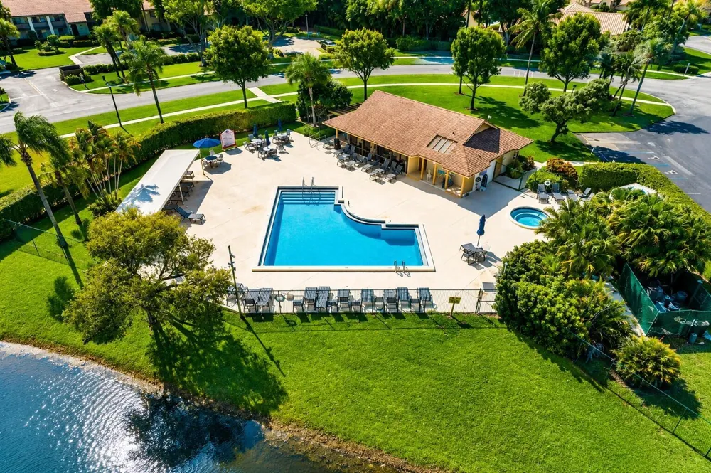 10039 53rd Way S #2303 Boynton Beach, FL 33437