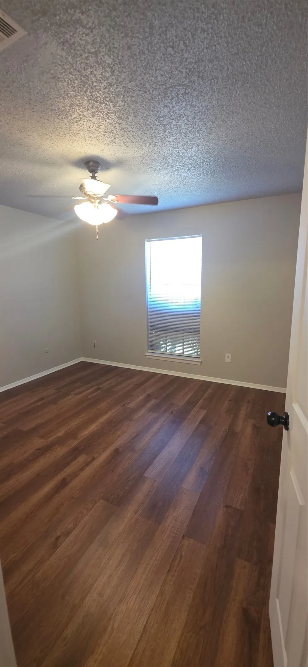 233 Vista Way #235 Benbrook, TX 76126
