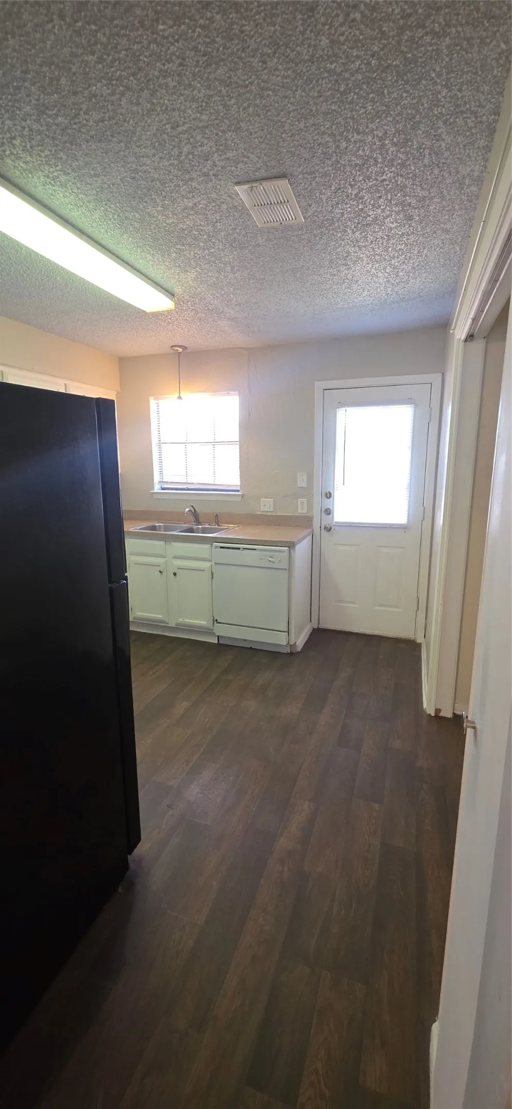 233 Vista Way #235 Benbrook, TX 76126