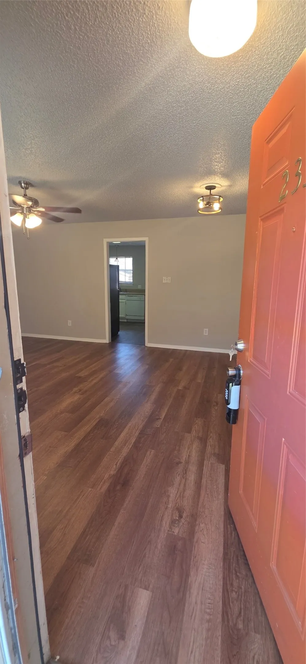 233 Vista Way #235 Benbrook, TX 76126