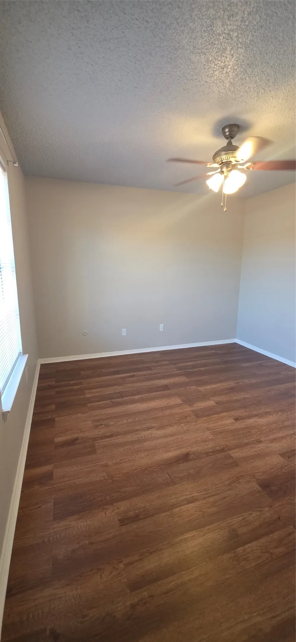 233 Vista Way #235 Benbrook, TX 76126