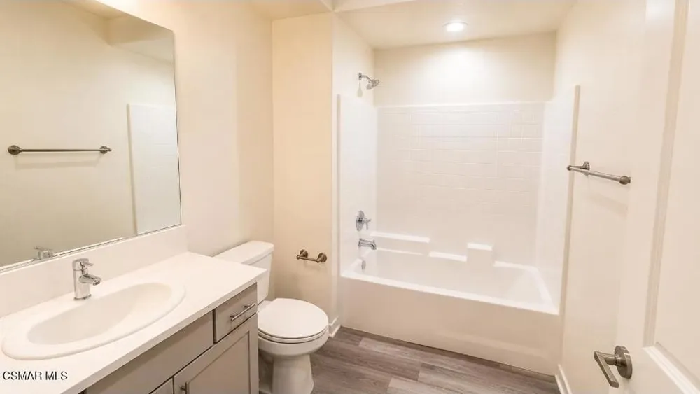 319 F STREET #102 Oxnard, CA 93030