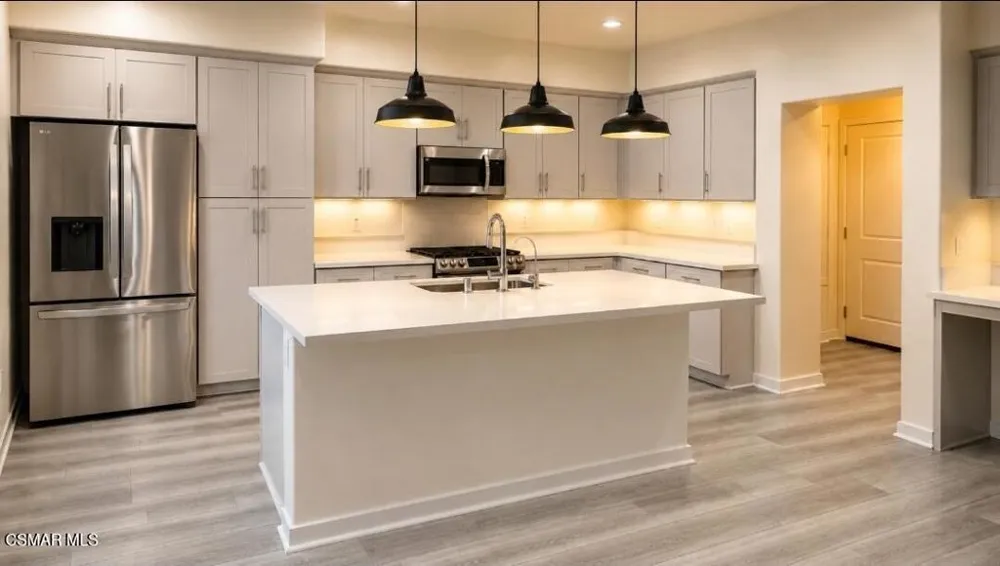 319 F STREET #102 Oxnard, CA 93030
