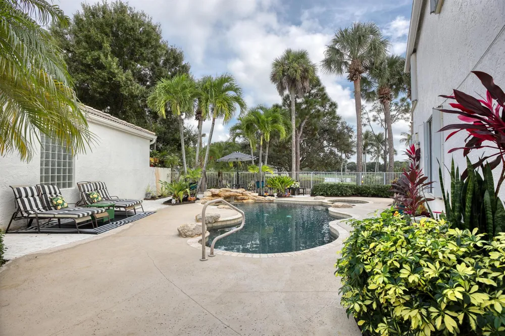 2070 Chagall Circle West Palm Beach, FL 33409