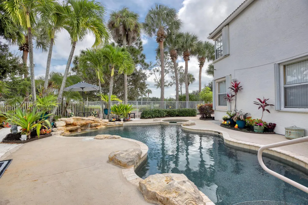 2070 Chagall Circle West Palm Beach, FL 33409